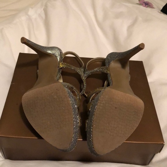 Audrey Brooke Heels - Picture 3 of 3